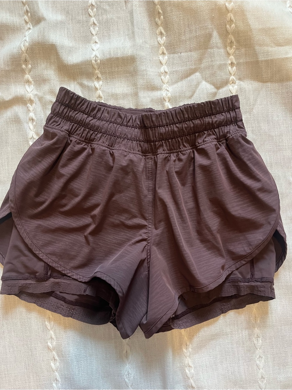 Lululemon Athletica Bootcamp Ready 2-in-1 Short in Stride Emboss Cherry Cola 6